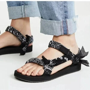 NEW Arizona Love Trekky Bandana Sandals size 42 US 11.5-12